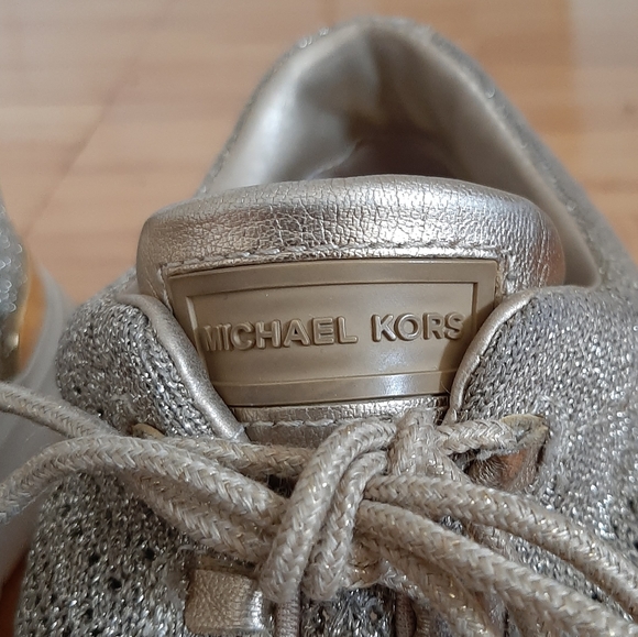 Michael kors shoes - Picture 4 of 6